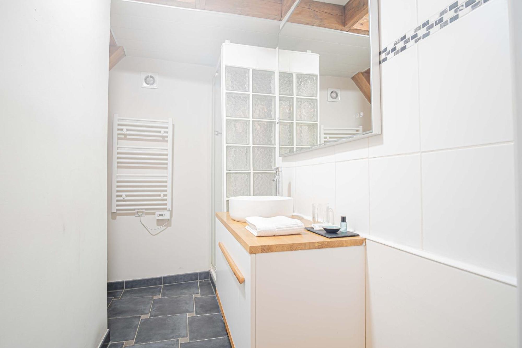 Triplex Cathedrale Parking Gratuit Appartement Reims Buitenkant foto