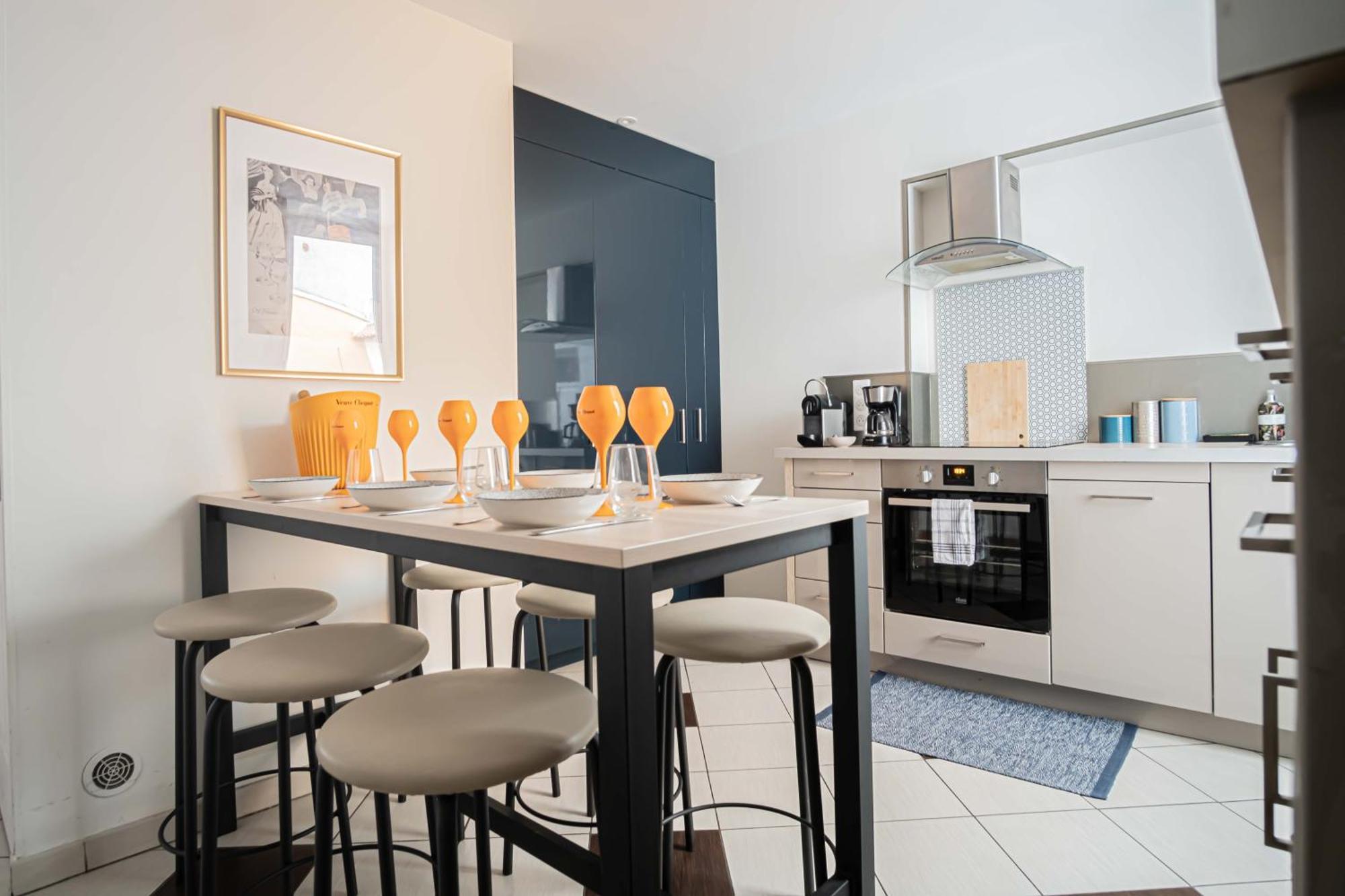 Triplex Cathedrale Parking Gratuit Appartement Reims Buitenkant foto