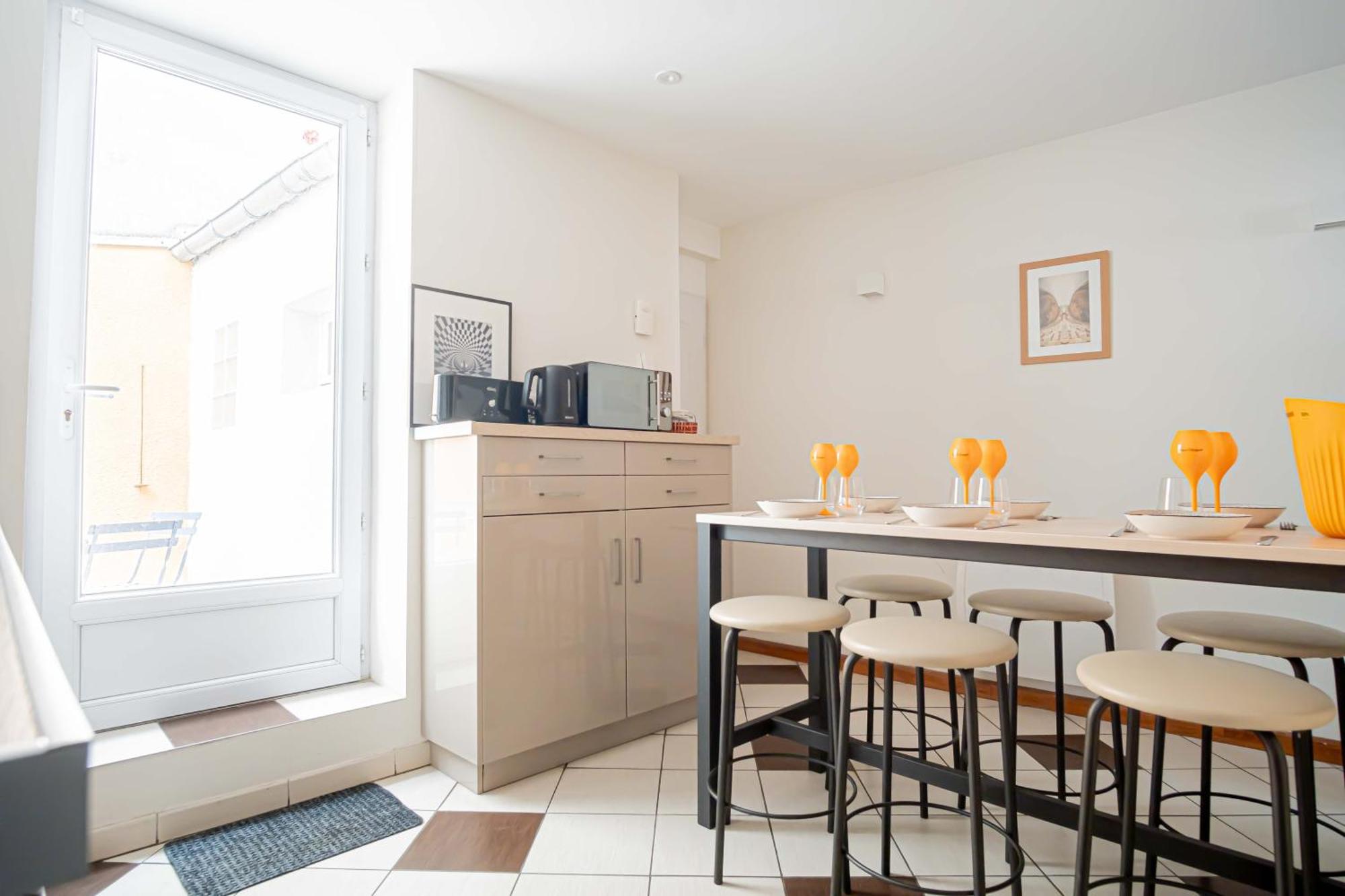 Triplex Cathedrale Parking Gratuit Appartement Reims Buitenkant foto