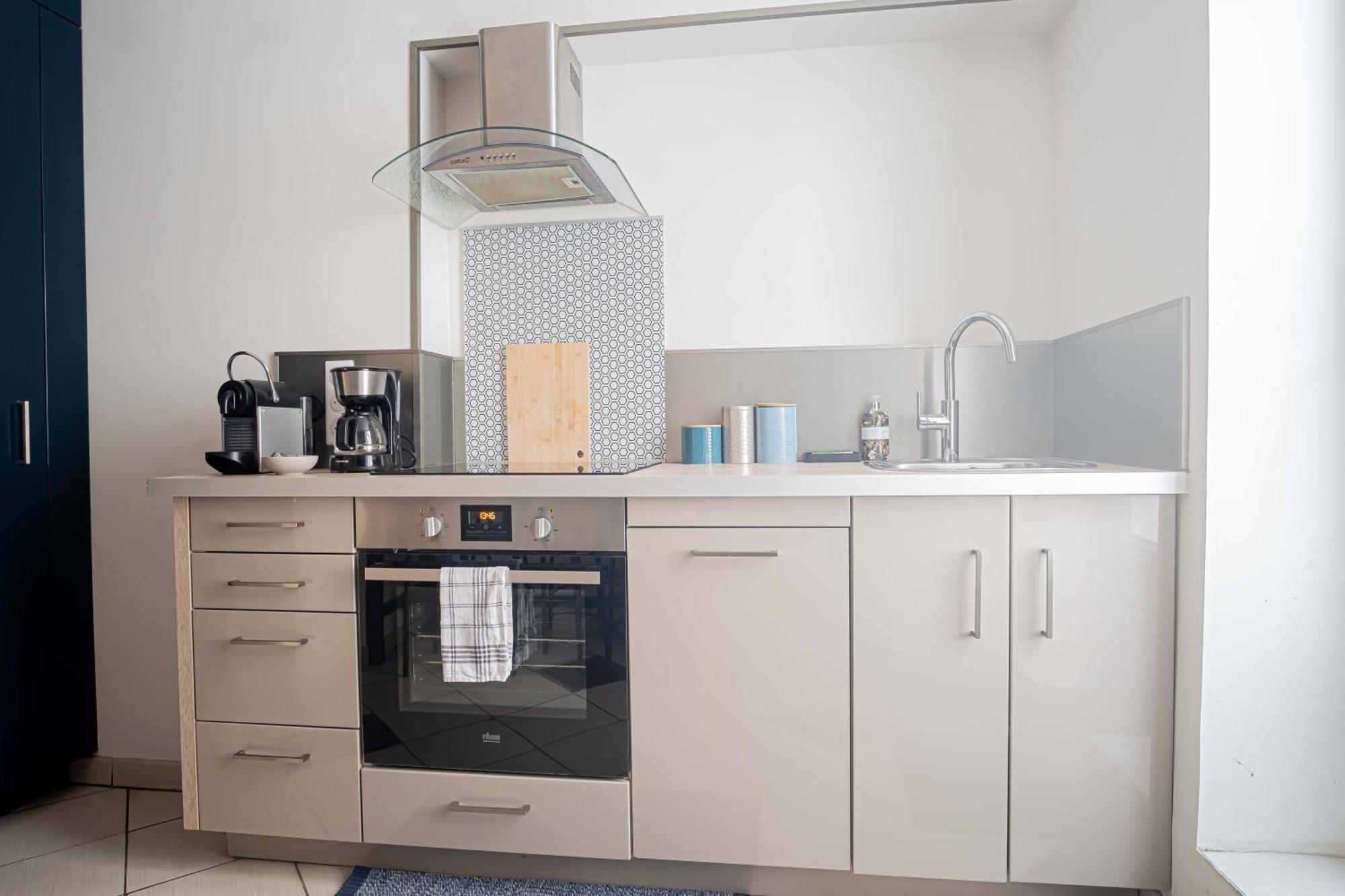Triplex Cathedrale Parking Gratuit Appartement Reims Buitenkant foto